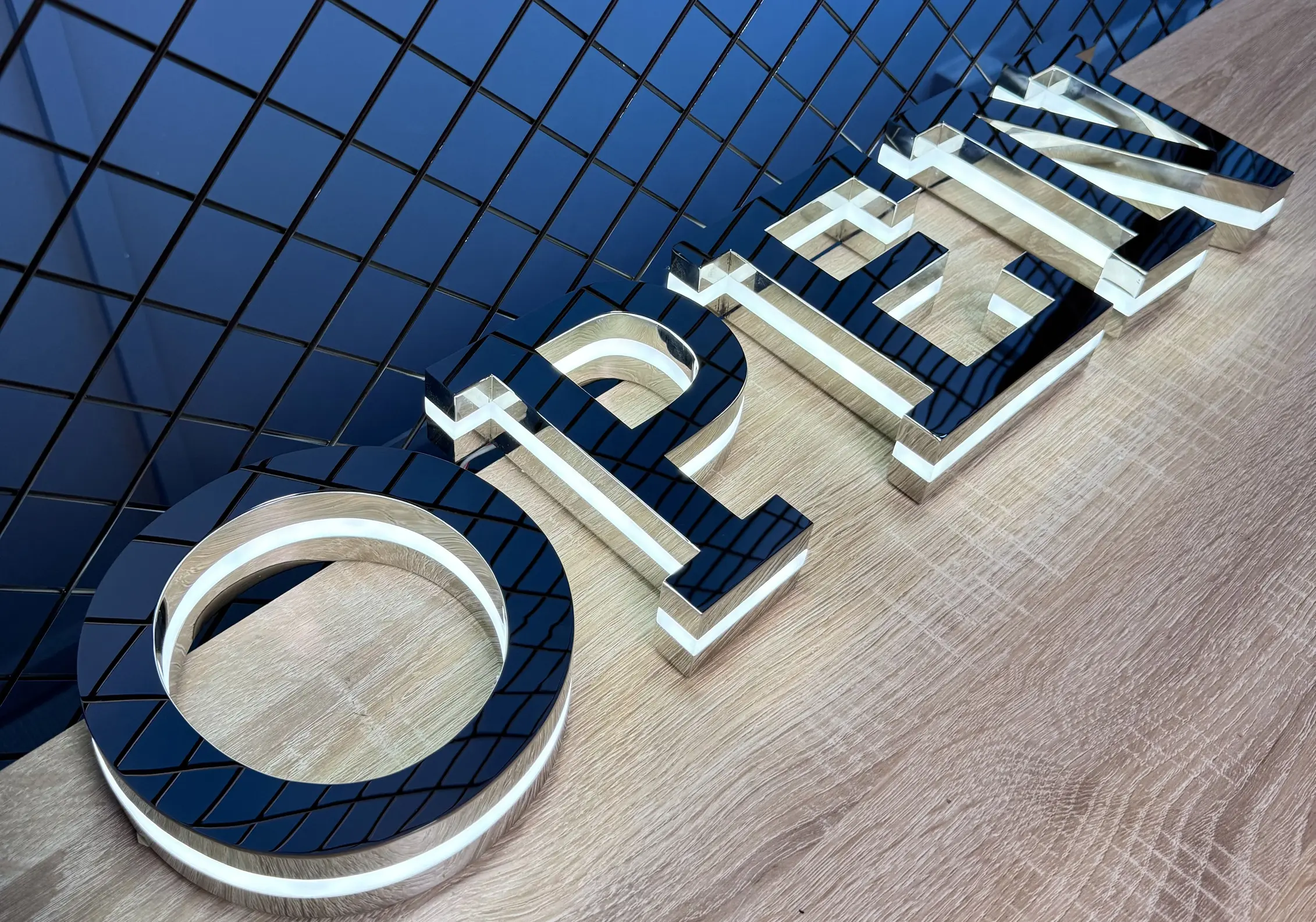 Hotel signage case